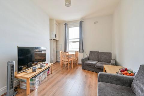 2 bedroom flat to rent, Uxbridge Road, Shepherd's Bush, London, W12