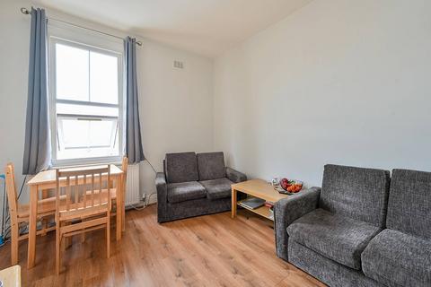 2 bedroom flat to rent, Uxbridge Road, Shepherd's Bush, London, W12