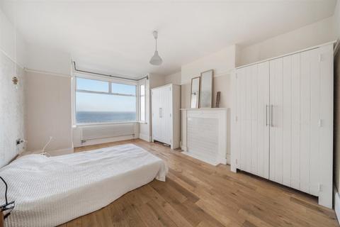 undefined, 4 Portland Park, Ilfracombe