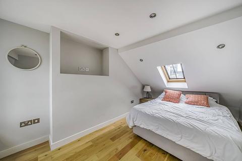 2 bedroom maisonette for sale, Burnthwaite Road, Fulham Broadway, London, SW6