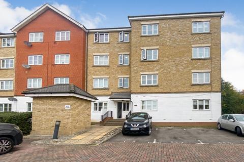 2 bedroom apartment to rent, Kendal, Purfleet, Essex, RM19