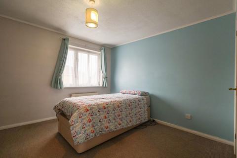 14 Ashdene, Southampton, SO15 4GP