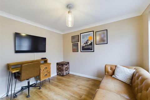 undefined, Clos Y Mametz, Porthcawl CF36