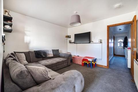 1 bedroom flat for sale, Chesham,  Buckingahamshire,  HP5