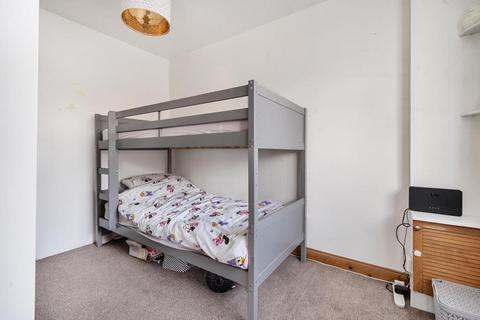 1 bedroom flat for sale, Chesham,  Buckingahamshire,  HP5