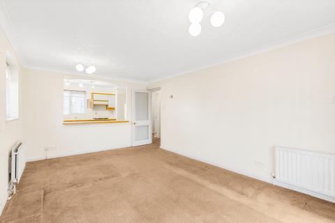 2 bedroom apartment for sale, Chatsworth House, Whitehaven Close, Bromley