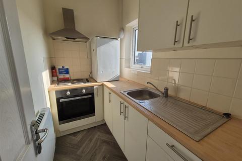 1 bedroom flat to rent, Wallasey Road, Wallasey, CH44