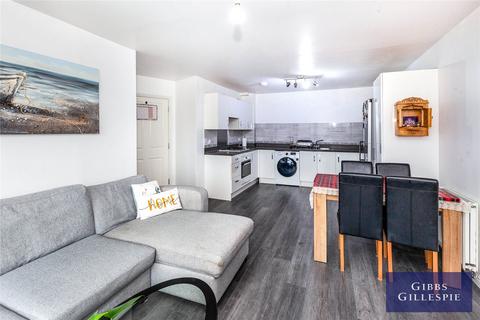 2 bedroom flat to rent, Dyson Drive, Uxbridge, UB10