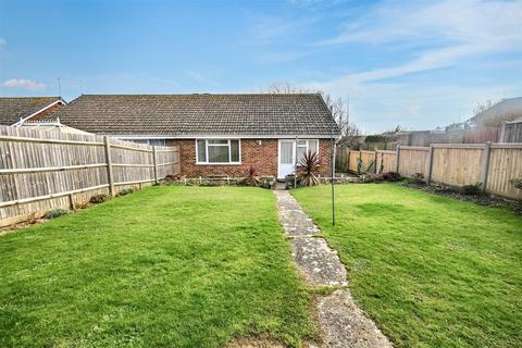 2 bedroom semi-detached bungalow for sale, Kingfisher Drive, Eastbourne