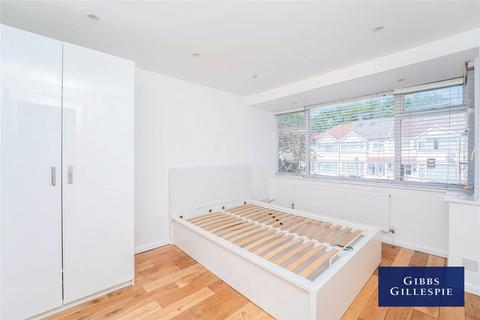 2 bedroom flat to rent, Jubilee Road, Perivale, Greenford, UB6