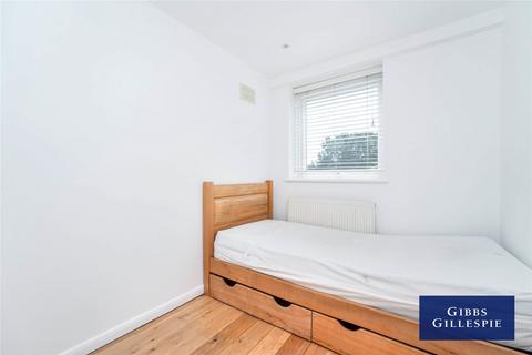 2 bedroom flat to rent, Jubilee Road, Perivale, Greenford, UB6