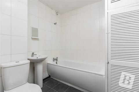 2 bedroom maisonette for sale, Hornchurch Road, Hornchurch, RM11