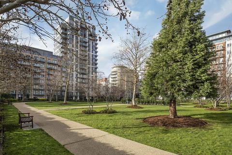 Studio to rent, Argent House, Beaufort Square, NW9