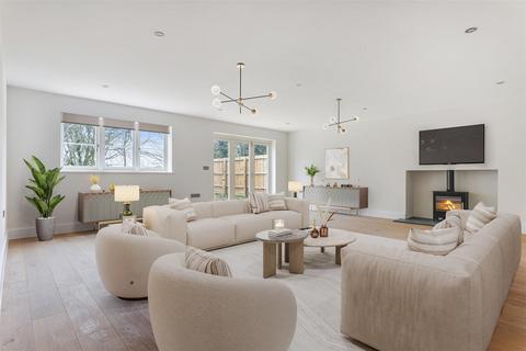 5 bedroom detached house for sale, Hempstead Road, Radwinter CB10