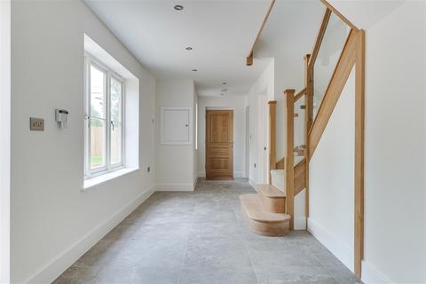 5 bedroom detached house for sale, Hempstead Road, Radwinter CB10