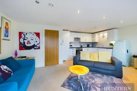 2 bedroom flat for sale, Scalby Mills Road, Scarborough