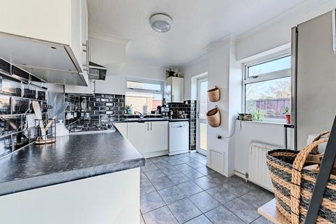 3 bedroom semi-detached house for sale, Breydon Way, Lowestoft