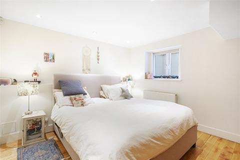 3 bedroom flat for sale, Iverson Road, West Hampstead, NW6