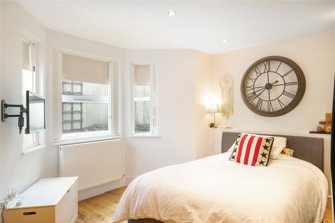 3 bedroom flat for sale, Iverson Road, West Hampstead, NW6