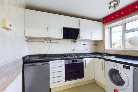 2 bedroom maisonette for sale, Swanfield Road, Waltham Cross