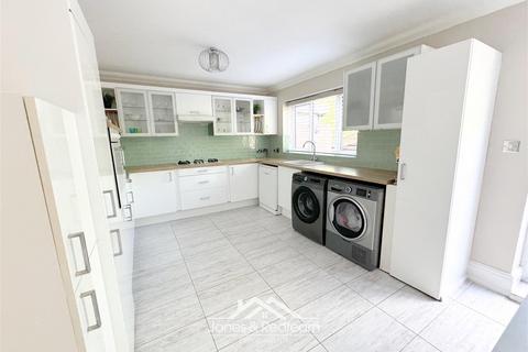 undefined, Gwellyn Avenue, Kinmel Bay,