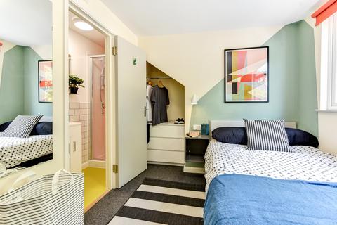 1 bedroom house of multiple occupation to rent, Heath Hill Avenue, Brighton BN2