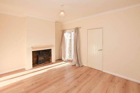 2 bedroom terraced house to rent, Diggle Street, Springfield, Wigan, WN6 7DZ