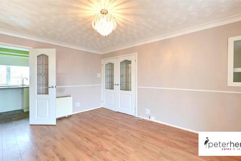 2 bedroom flat for sale, Maree Close, Moorside, Sunderland