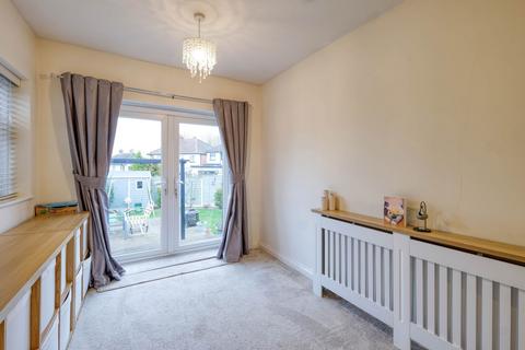 3 bedroom semi-detached house for sale, Alvechurch Road, West Heath, Birmingham, B31 3PW