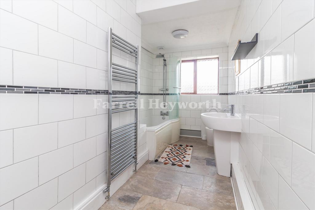 Ground Floor Bathroo