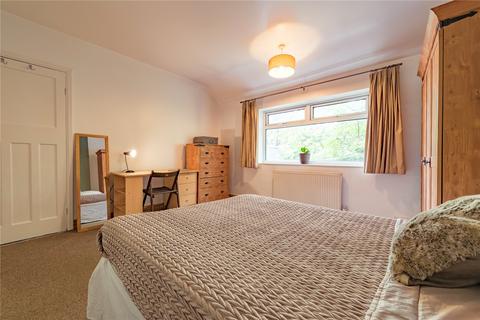 23 Springbank Crescent, Headingley, Leeds, LS6 1AB