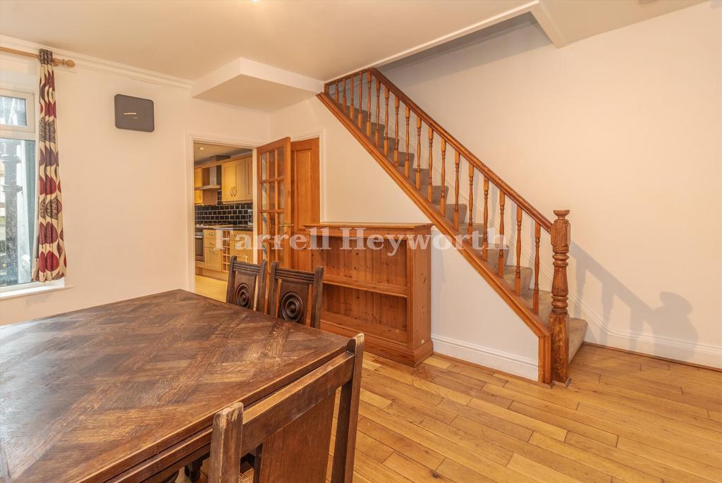 Dining Room image 4