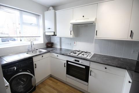 2 bedroom semi-detached house to rent, Taylors Court, Tiverton, Devon