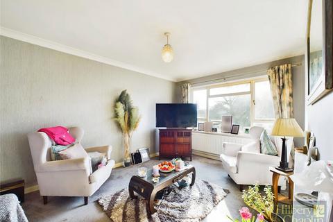 2 bedroom maisonette for sale, Rayleigh Road, Hutton, Brentwood, Essex, CM13