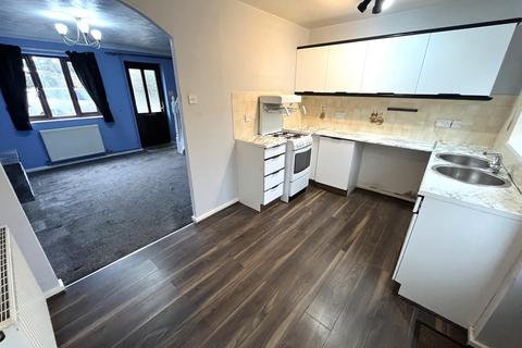 5 The Cloisters, Burton-on-trent, DE15 9AH