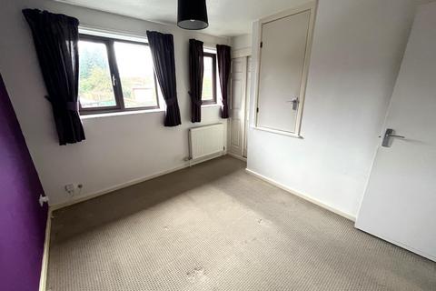 5 The Cloisters, Burton-on-trent, DE15 9AH