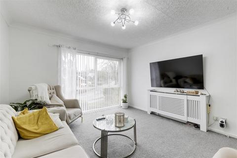 2 bedroom maisonette for sale, Raibank Gardens, Woodthorpe NG5