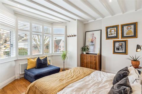 34 Ascott Avenue, London, W5 5QB