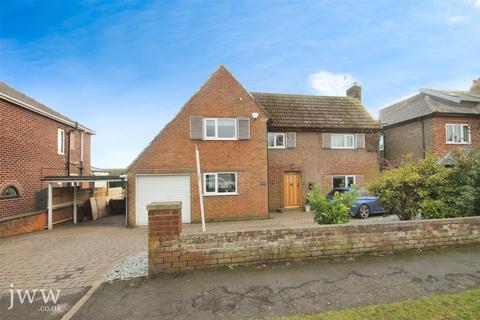 4 bedroom detached house for sale, Snackgate Lane, Heighington Village, Darlington, DL5