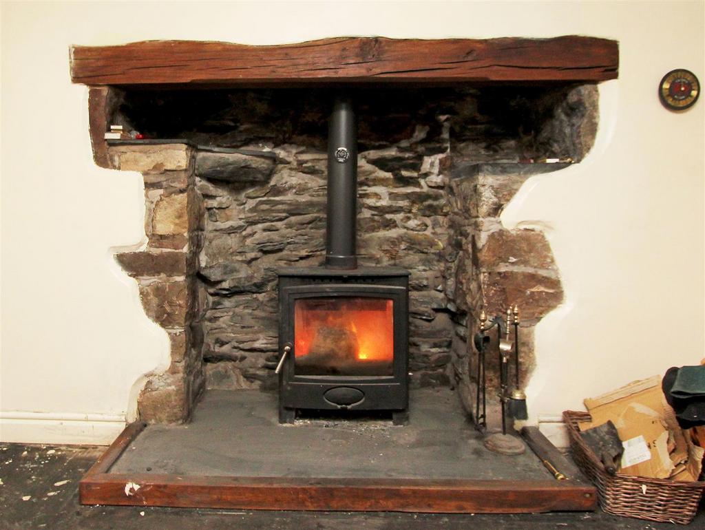 Inglenook Fireplace.jpg