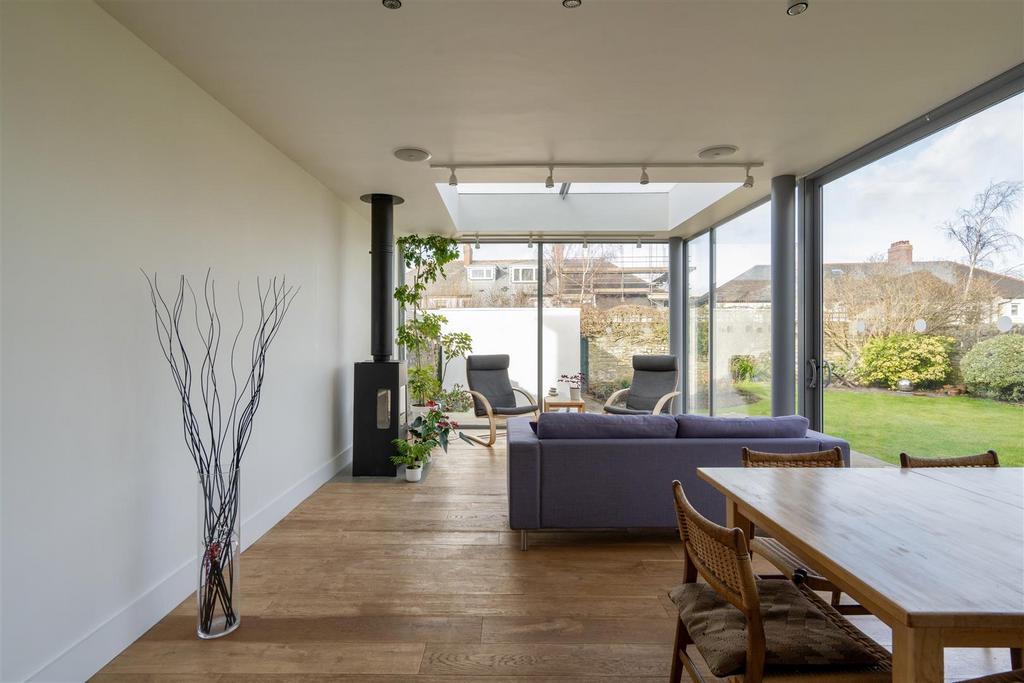 Kitchen/Family Room