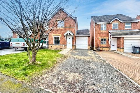 2 bedroom semi-detached house for sale, Kilburn Gardens, Percy Main, North Shields, Tyne and Wear, NE29 6HD