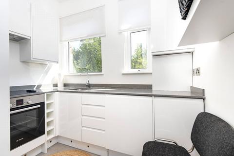 1 bedroom apartment for sale, Greencroft Gardens, South Hampstead