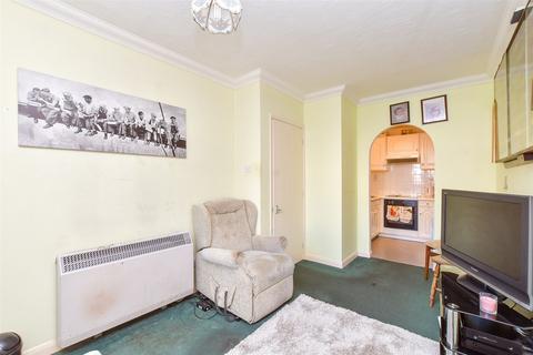 1 bedroom ground floor flat for sale, New Street, Newport, Isle of Wight