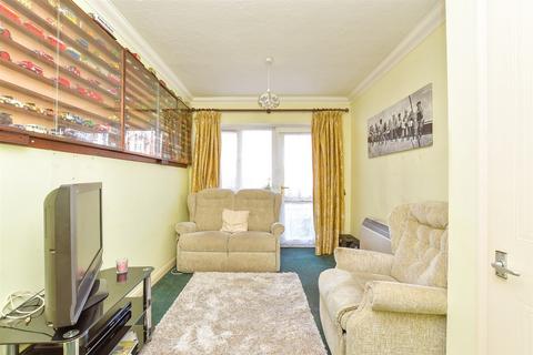 1 bedroom ground floor flat for sale, New Street, Newport, Isle of Wight