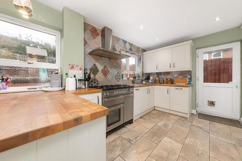 30 Blenheim Way, Kettering, NN15 6XH