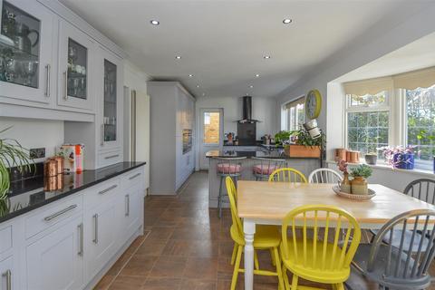 1 Wren Place, Brentwood, CM14 4HS