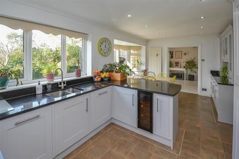 1 Wren Place, Brentwood, CM14 4HS