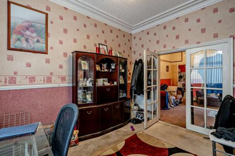 3 bedroom terraced house for sale, Peel House Lane, Widnes, WA8 6