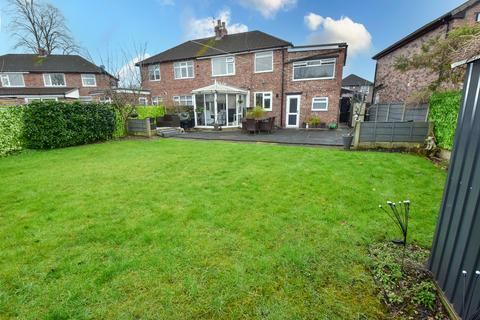 4 bedroom semi-detached house for sale, Leamington Road, Urmston, M41